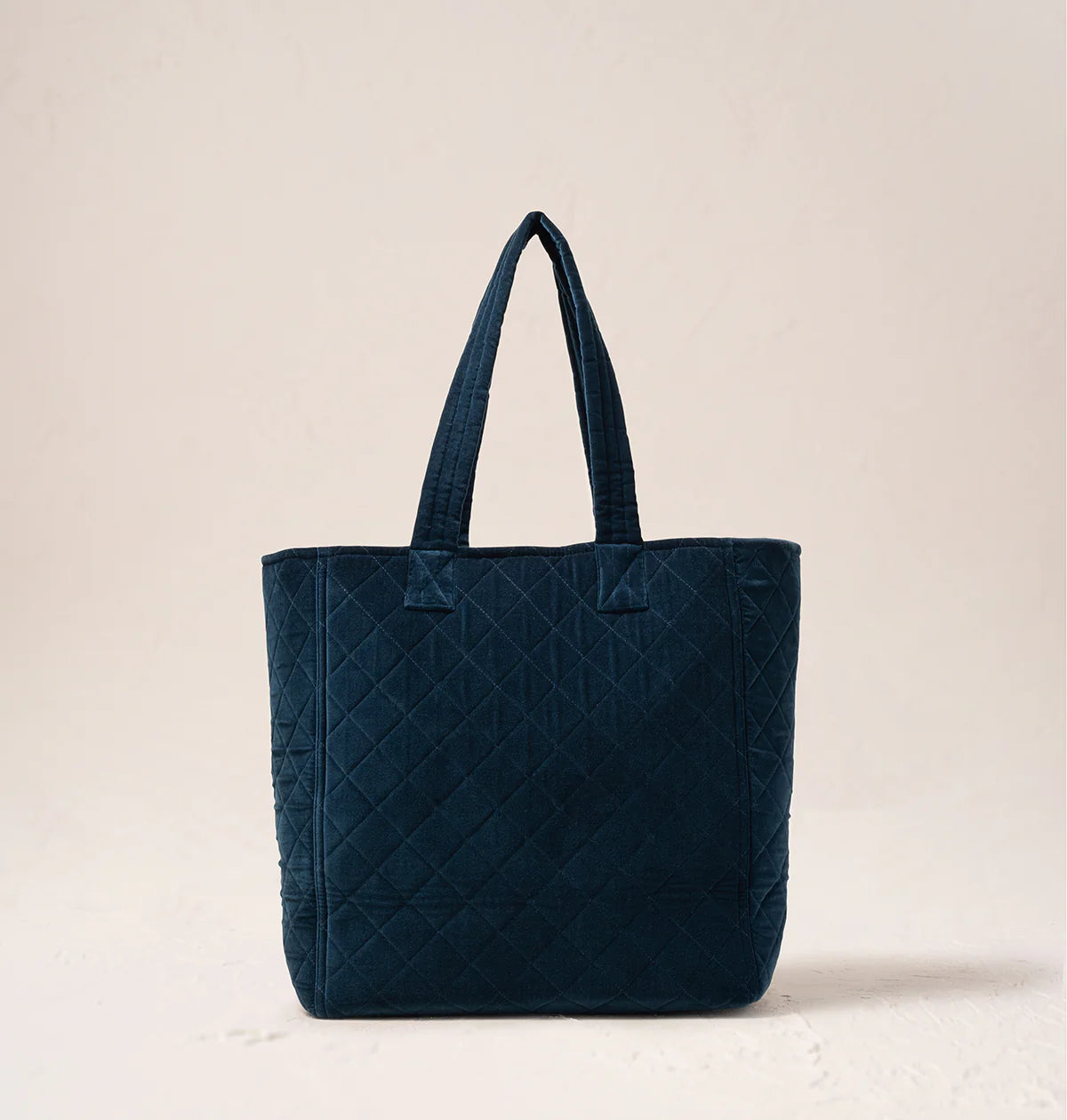 Auga "Tote"